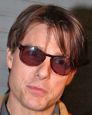 Tom Cruise w Persol PO2931S